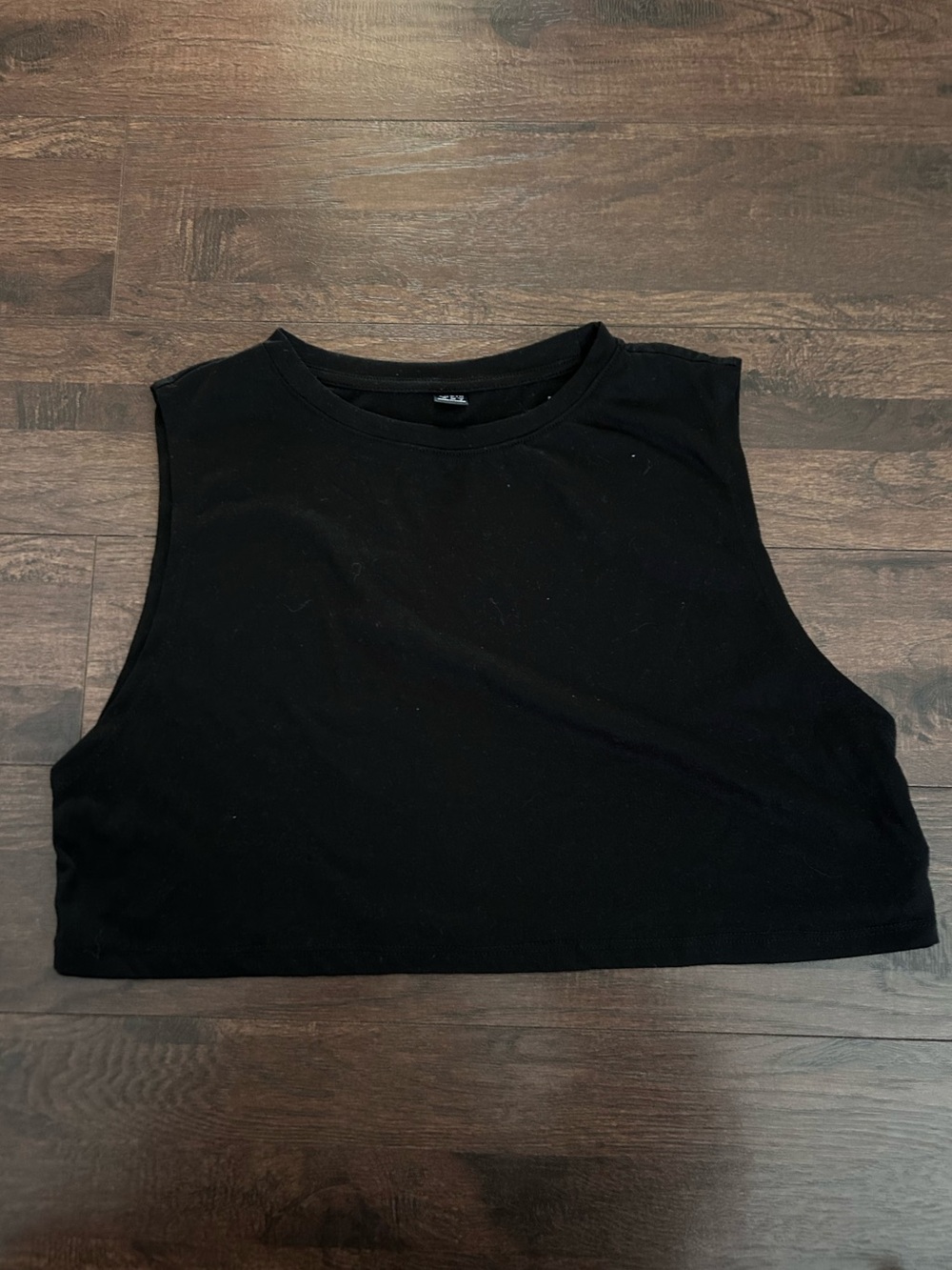 SHEIN Black Sleeveless Cropped Tank - Picture 1 of 3